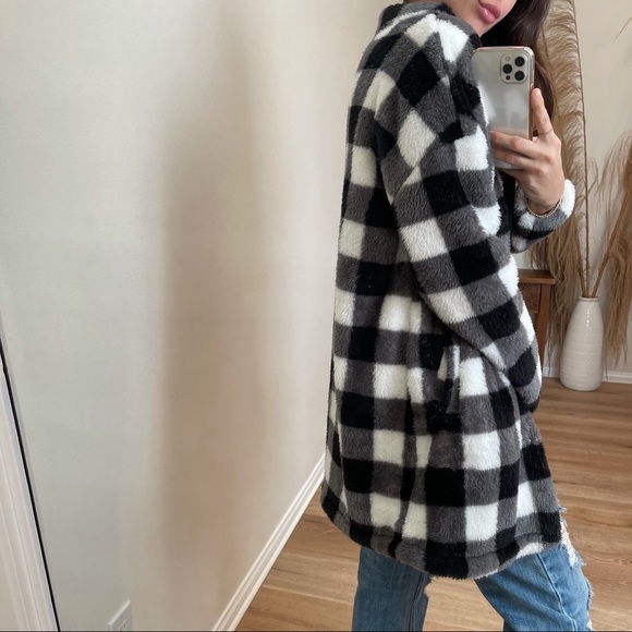 MRSALLIEXO— SOLD OUT - Picture 9 of 11